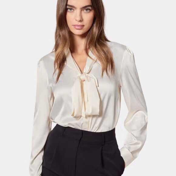 Hawes & Curtis Elegant Work Office Navy White Blouse with Kitten Bow US Size 6 - Picture 4 of 5